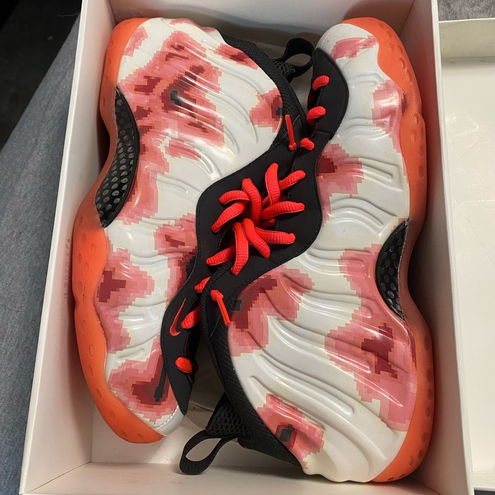 Thermal Nike Foamposite